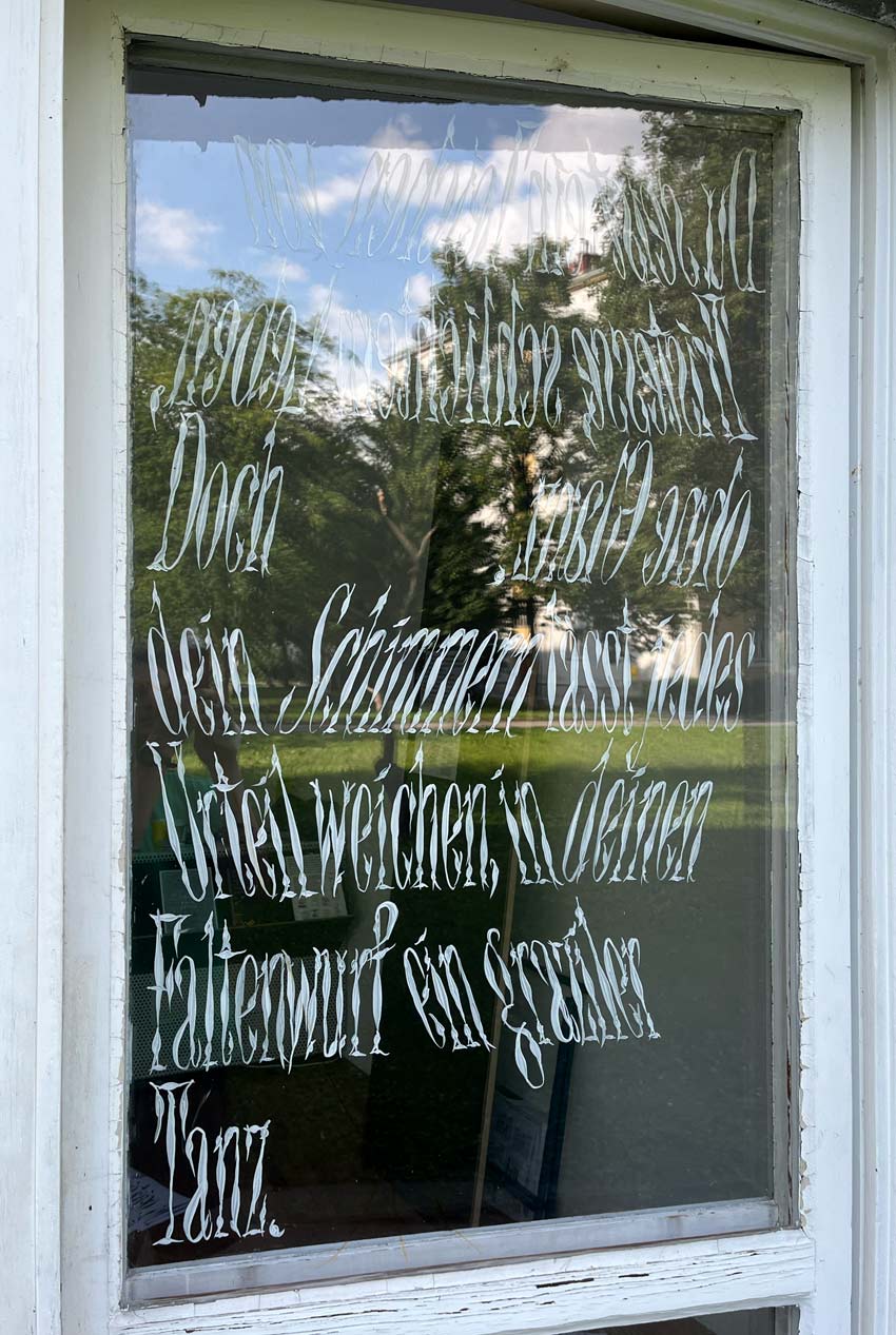  Graphic designer Aleksandar Todorovic