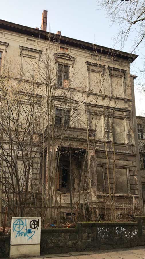  Graphic designer Aleksandar Todorovic