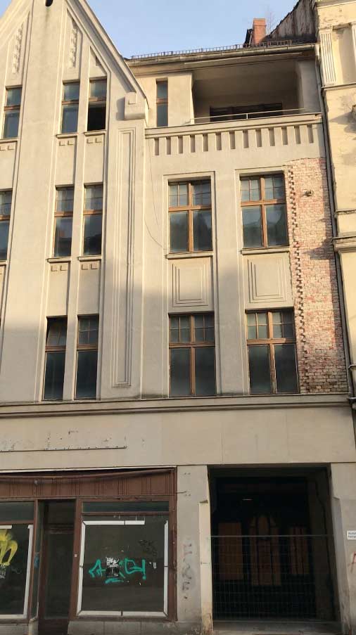  Graphic designer Aleksandar Todorovic